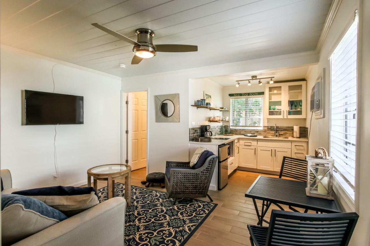 Island View Cottages Sebastian Exterior foto